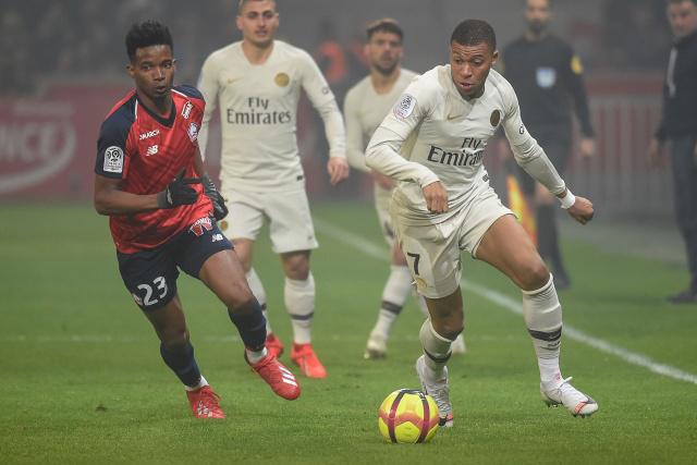 王睿泽29分青岛胜福建 孙铭徽40分广厦胜上海