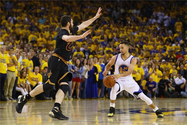 瓜帅新合同没有跳出条款 曼城降级他也不能离队